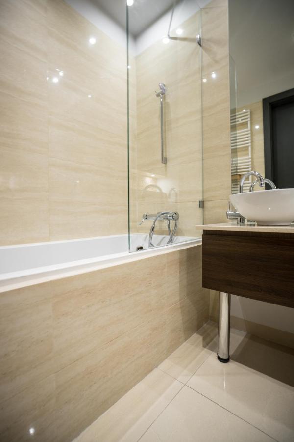 Oomph Warsaw Central Luxurious Air-Conditioned Apartment With Balcony Exterior foto